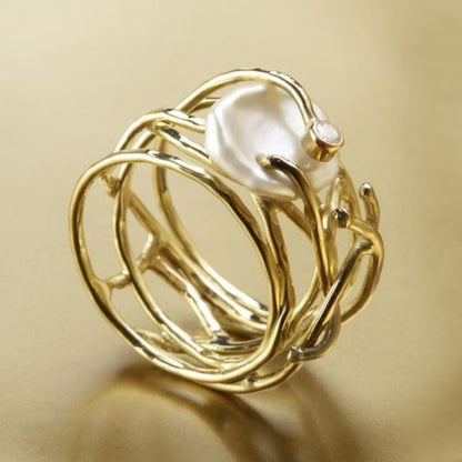 Samira - Thin Golden Tone & Pearl Ring