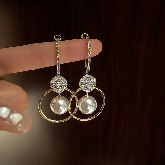 Linda - Luxury Earrings with Cultured Pearls and Zircons