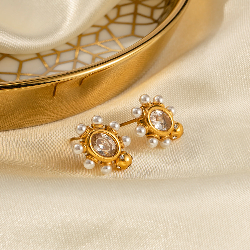 Elegant Golden Tone Earrings & Natural Pearls