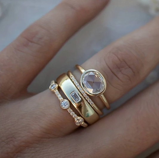 Vintage Golden Tone &amp; Zirconia Ring Set