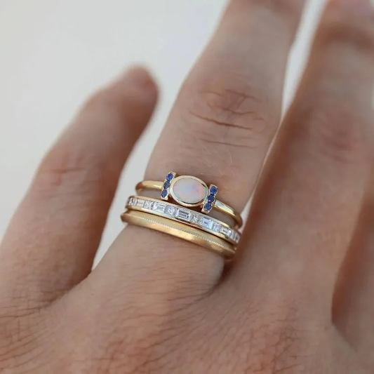 Oprah - Vintage Golden Tone Opal Ring Set